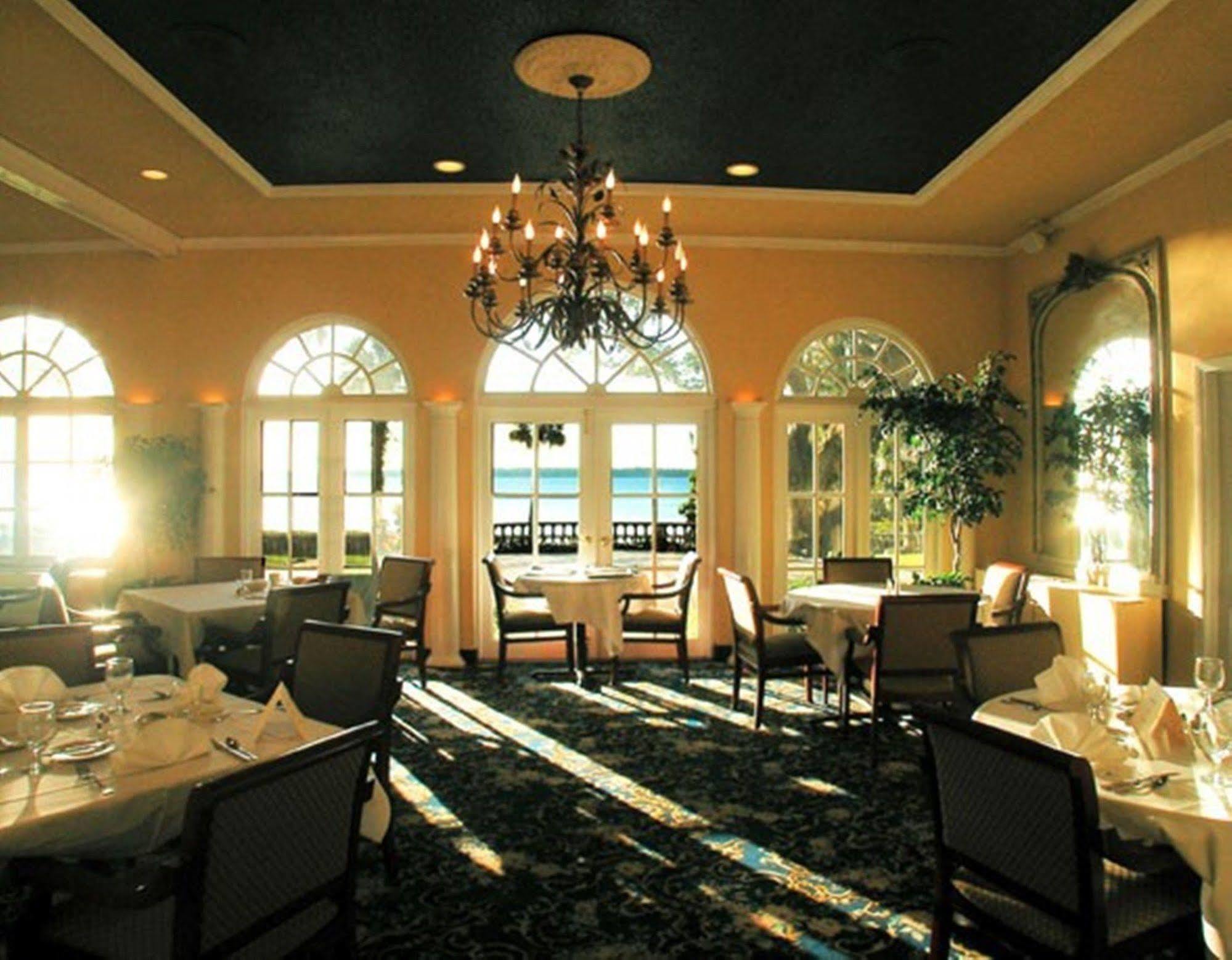 Club Continental Hotell Orange Park Eksteriør bilde