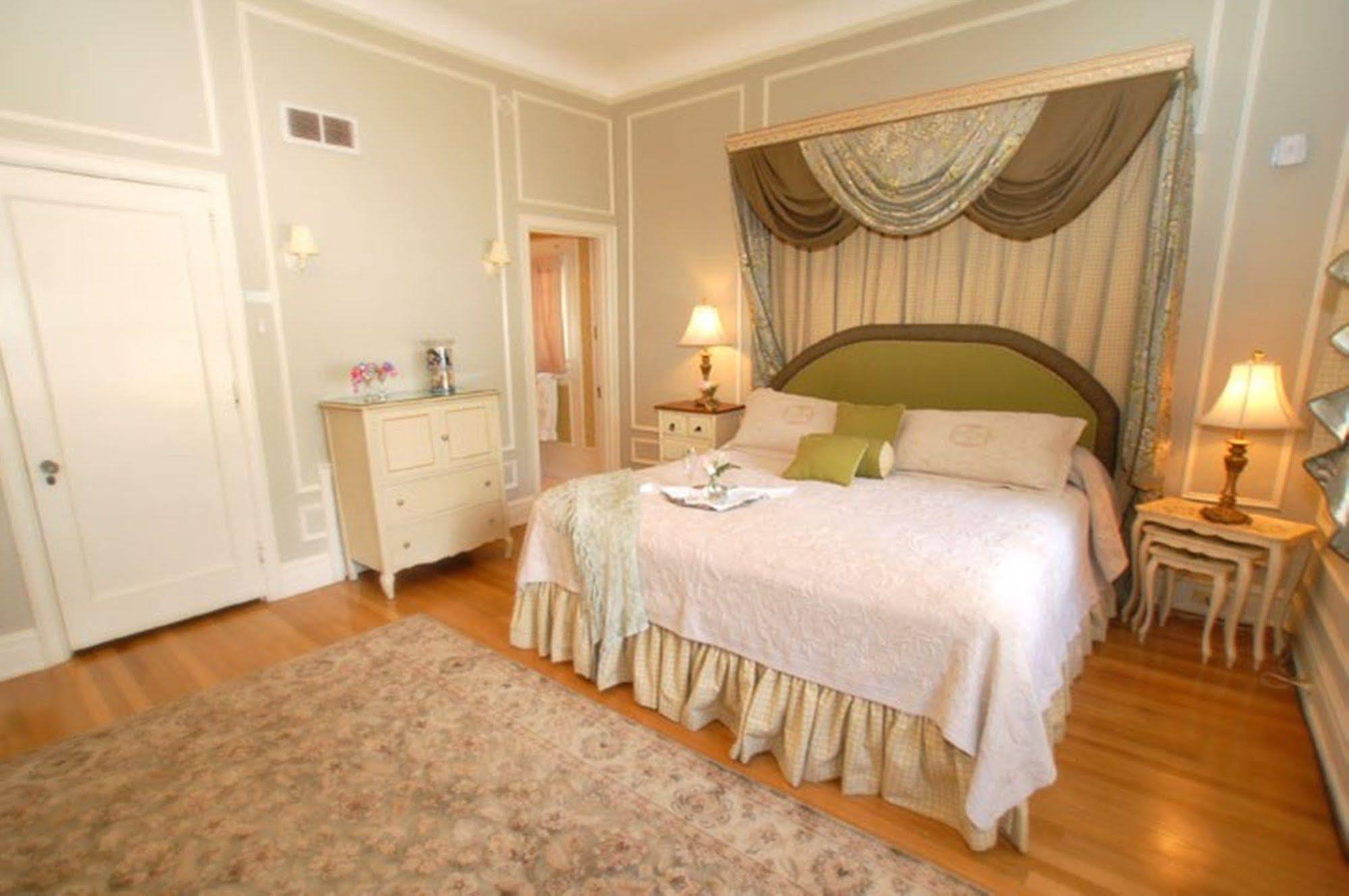 Club Continental Hotell Orange Park Eksteriør bilde